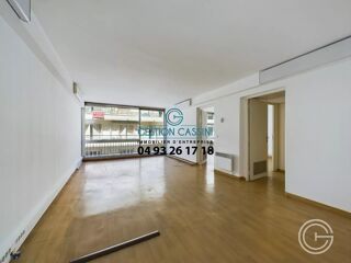   BUREAU DE 390m² - 5 GABRIEL FAURE - PROCHE ZONE PIETONNE Nice