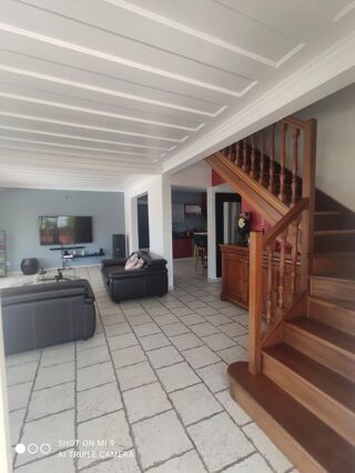  Maison  louer 4 pices 120 m