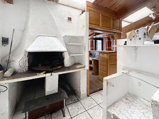 Vente Maison Soleilhas : Ancien Hôtel-Restaurant avec Jardin et Fort Potentie Soleilhas