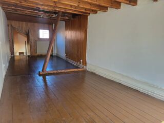  Appartement à louer 3 pièces 100 m²