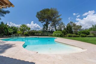  Villa à vendre 13 pièces 540 m²
