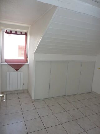  Appartement à louer 3 pièces 53 m²