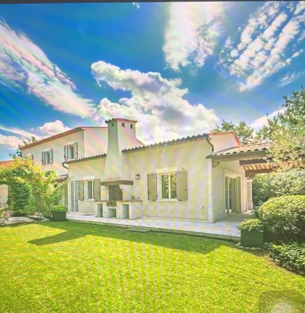 � vendre  Maison Tourrettes (83440)