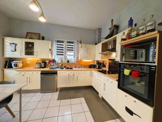  Appartement � vendre 3 pi�ces 120 m�