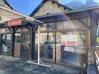  Immeuble  vendre 15 + pices 380 m