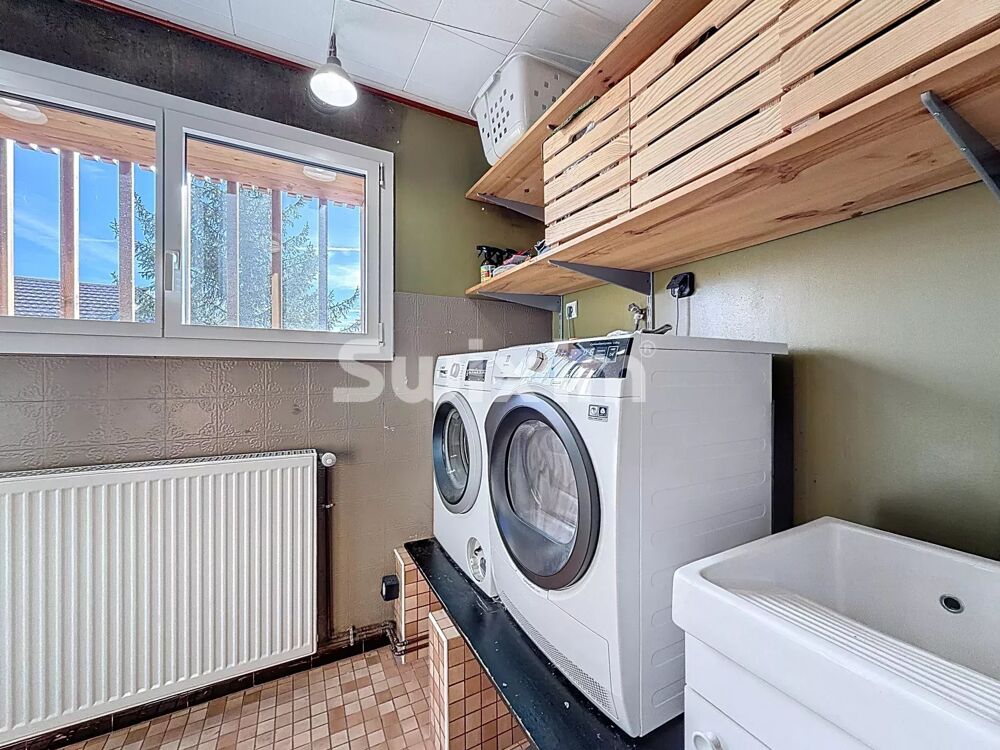 � vendre  Maison P�ron (01630)