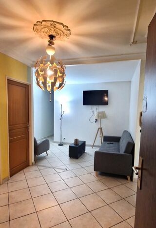  Appartement à louer 1 pièce 12 m²