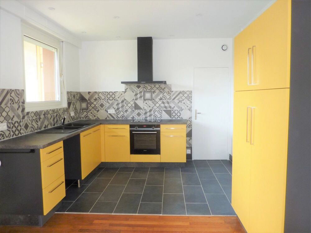 MONTBELIARD BELLE VILLA F6 sur 8.5 ares de terrain