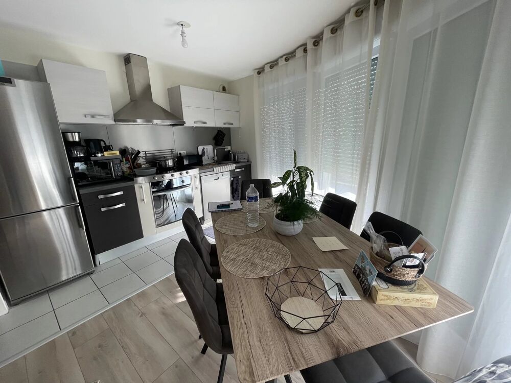 Location Appartement A SAINT QUENTIN - Proximité champs Elysée Saint-quentin