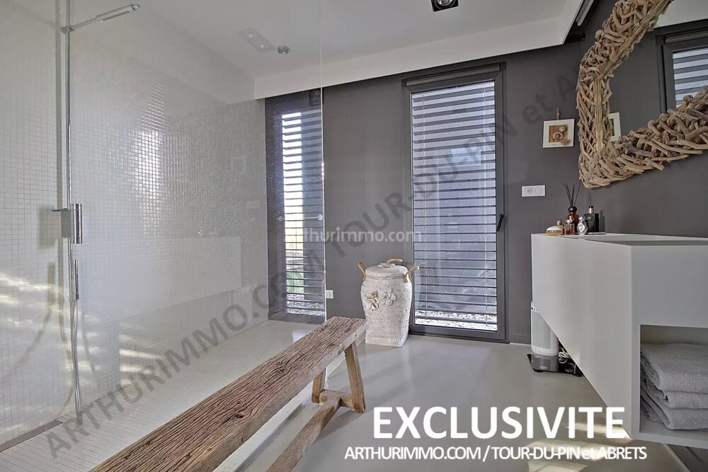 � vendre  Maison La Tour-du-Pin (38110)