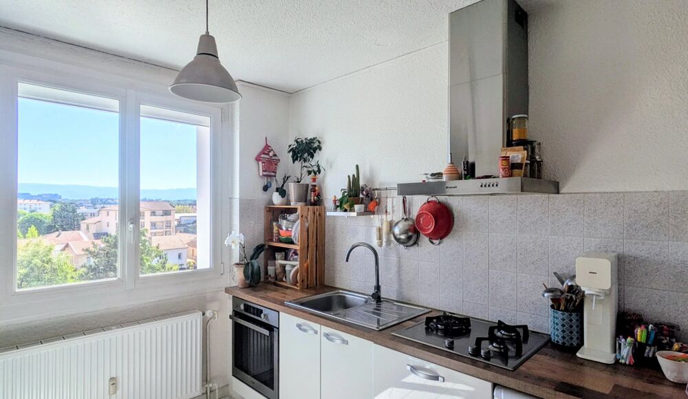 EXCLUSIVITÉ  APPARTEMENT T3 AVEC CUISINE, PRÊT À VIVRE  QUARTI