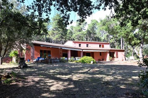   La Villa sous les Pins Maison - 6 pi�ce(s) - 232 m�