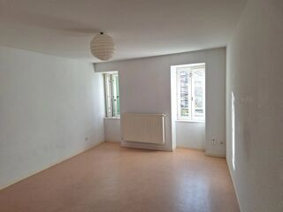  Appartement à louer 3 pièces 66 m²
