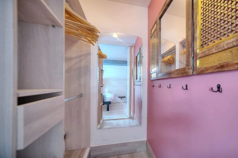 Location Appartement Studio meublé de 31m² dans une villa avec jardin Cannes