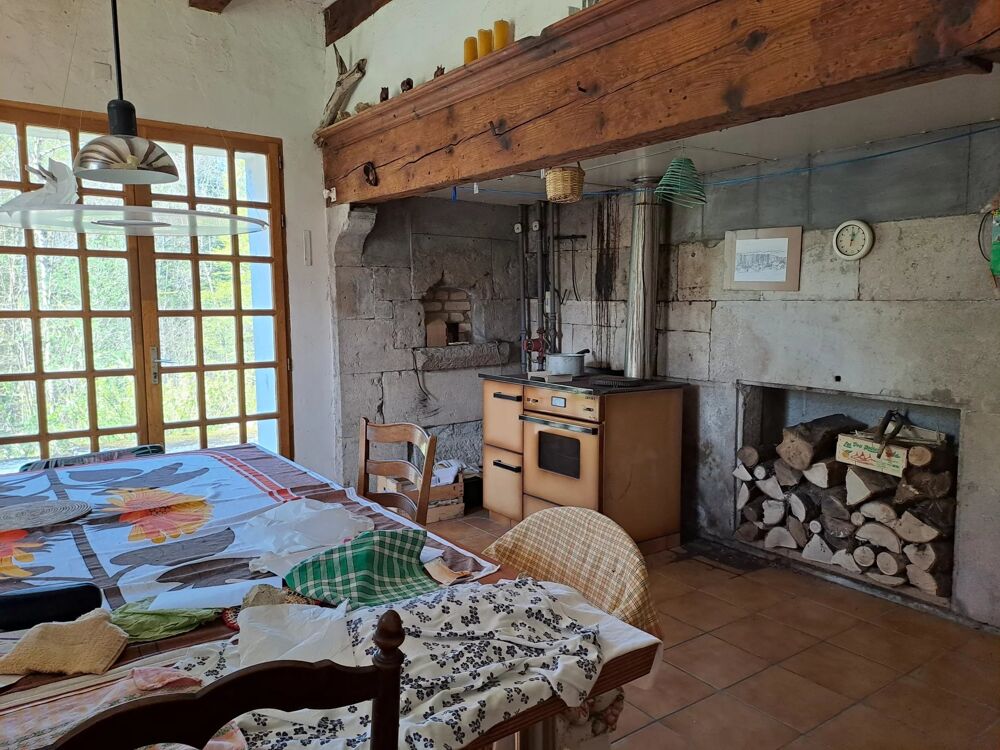 Vente Maison LONGCHAUMOIS : Authenticité, nature… et potentiel à révéler Longchaumois