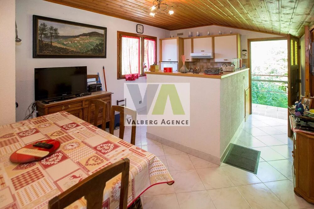 Maison avec terrain à Guillaumes