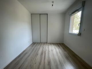  Appartement � louer 3 pi�ces 79 m�