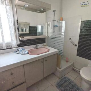  Villa  vendre 5 pices 90 m