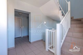  Immeuble � vendre 15 + pi�ces 500 m�