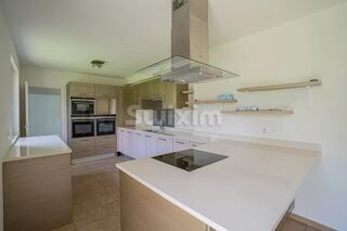  Maison � vendre 8 pi�ces 223 m�