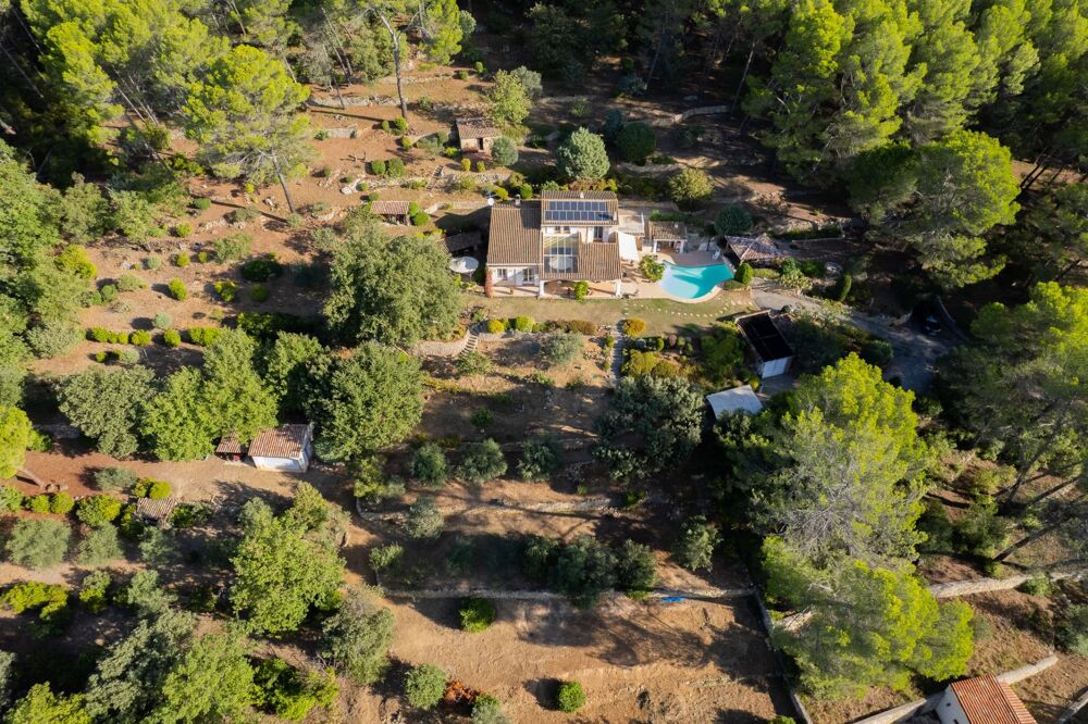 Vente Maison PROPRIÉTÉ DE 200 M² SUR 16 000 M² – LORGUES Lorgues