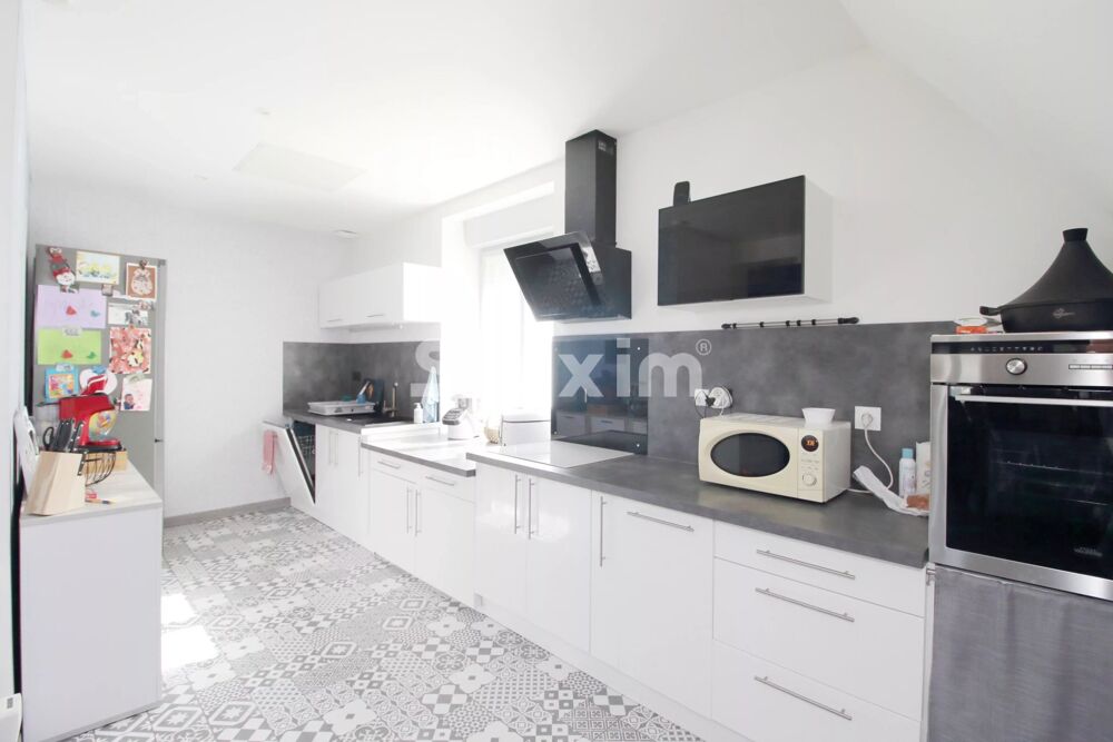 Appartement T5 avec garage, cave et grenier