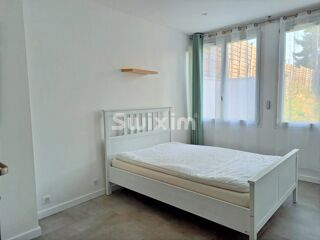  Appartement à louer 4 pièces 122 m²