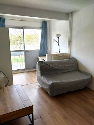  Appartement � louer 1 pi�ce 16 m�