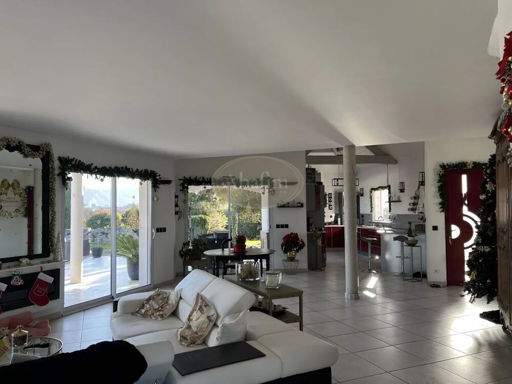 Vente Maison Contemporaine vue panoramique Pyrénées et piscine. Nay