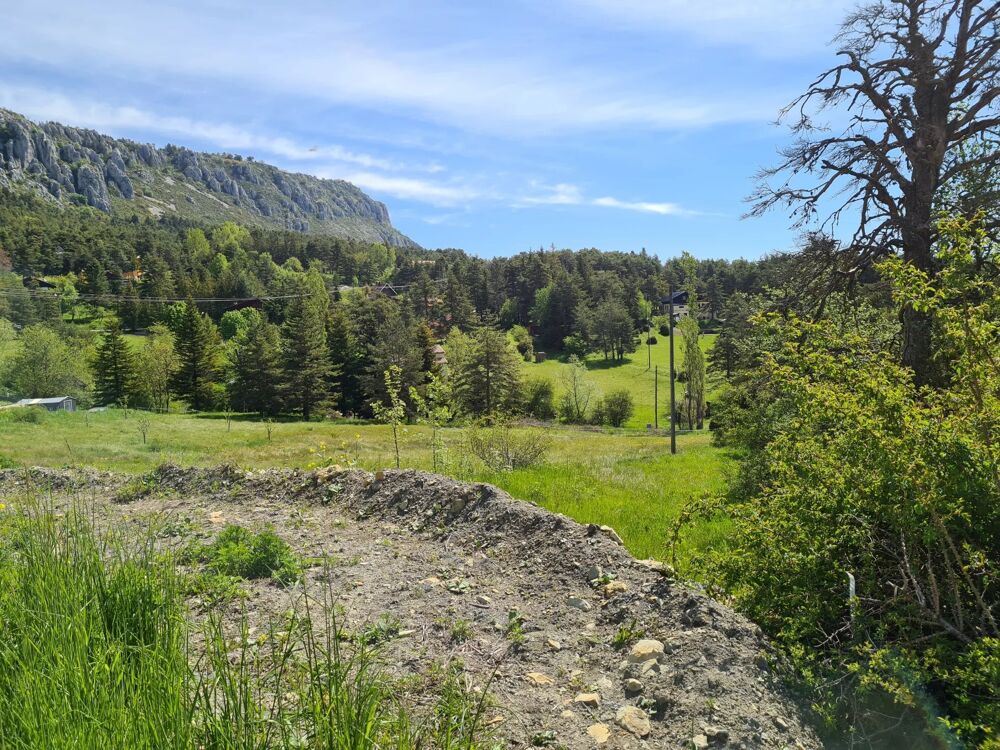 Vente Terrain À vendre  Terrain constructible à Andon (06750 Andon