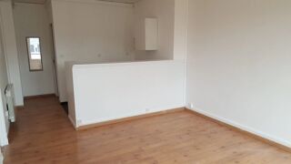  Appartement à louer 3 pièces 51 m²