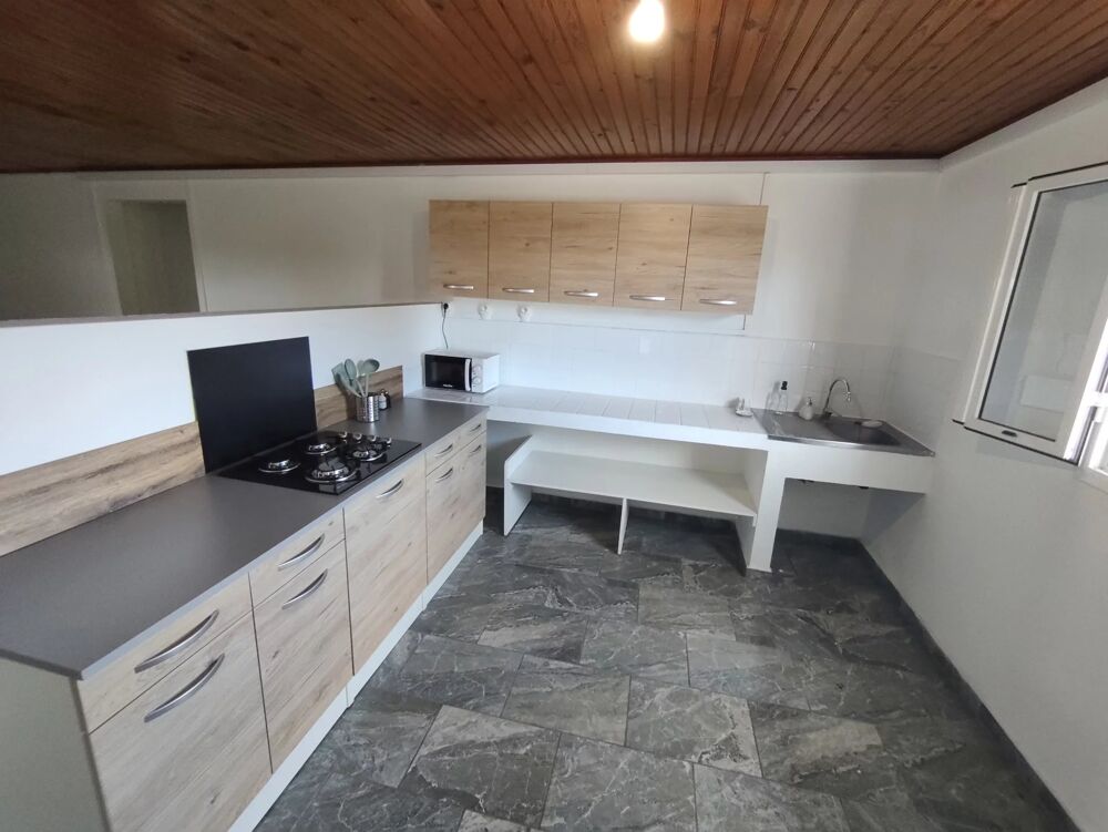 Location Maison SD4837 : MAISON T2 MEUBLEE A LOUER ST PIERRE Saint-pierre