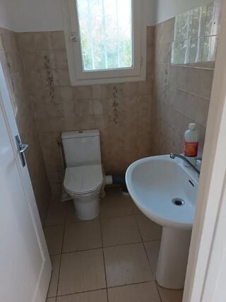  Appartement à louer 3 pièces 72 m²