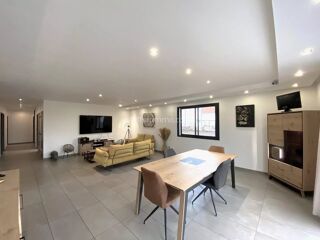  Maison � vendre 7 pi�ces 185 m�