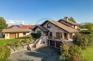  Maison � vendre 10 pi�ces 300 m�