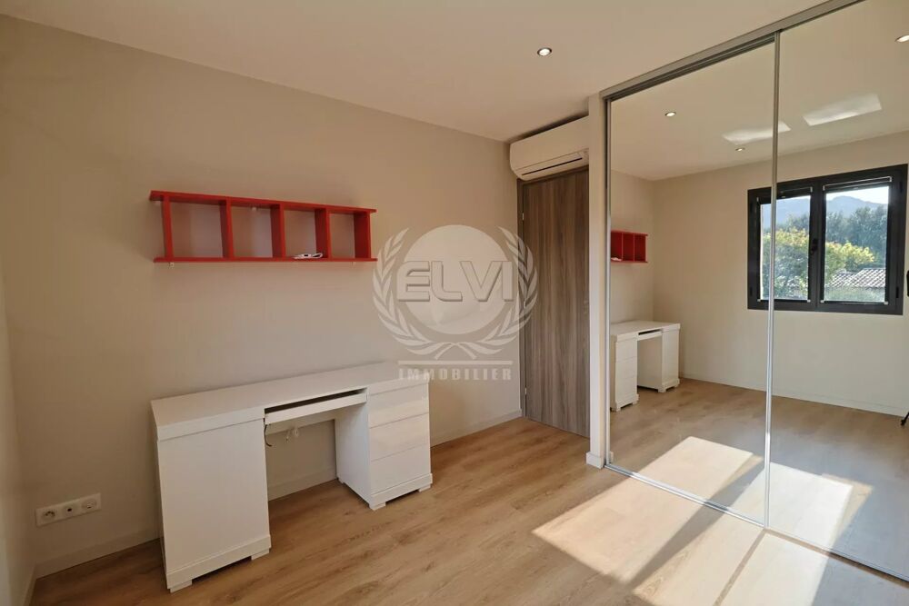 � vendre  Maison Le Plan-de-la-Tour (83120)