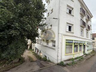  Immeuble  vendre 15 + pices 518 m