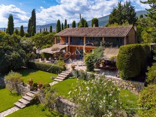  Maison  vendre 12 pices 318 m