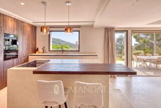  Maison à louer 8 pièces 280 m²