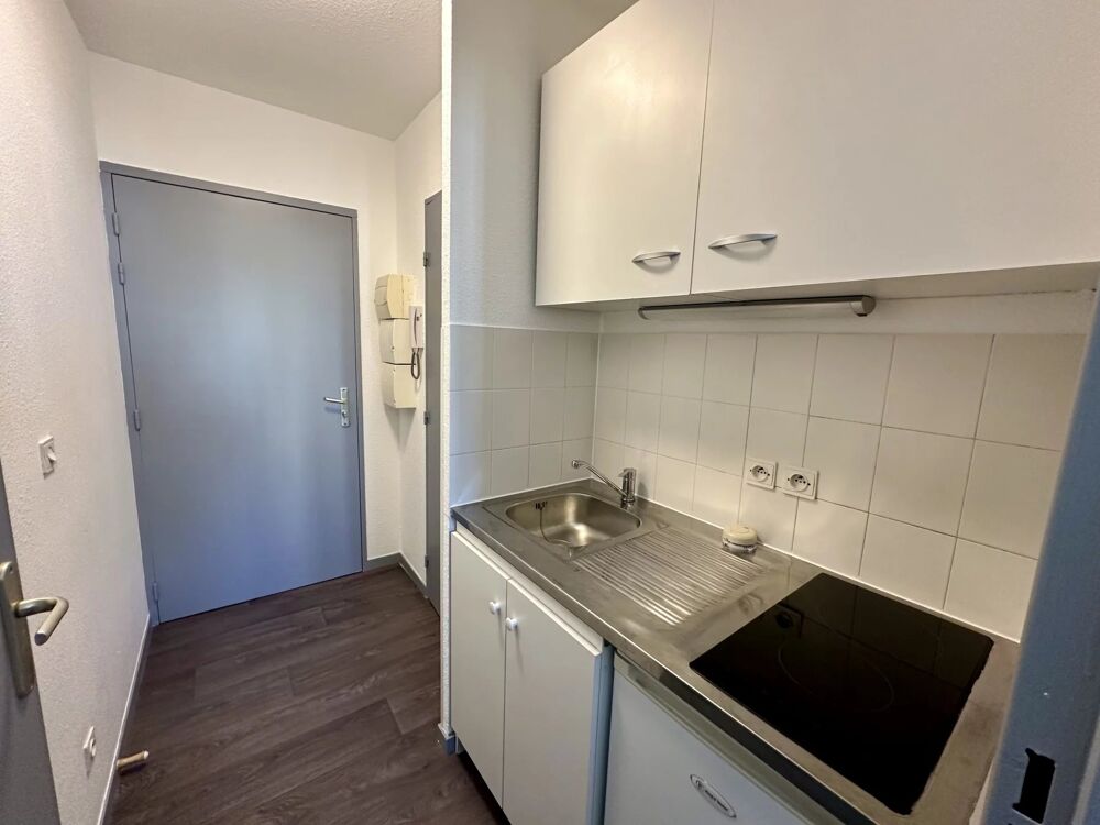 Location Appartement Studio meublé refait à neuf Grenoble