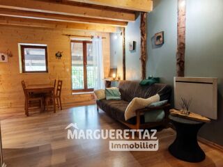 Vente Appartement Appartement duplex avec balcon, box et parking – TANINGES Taninges