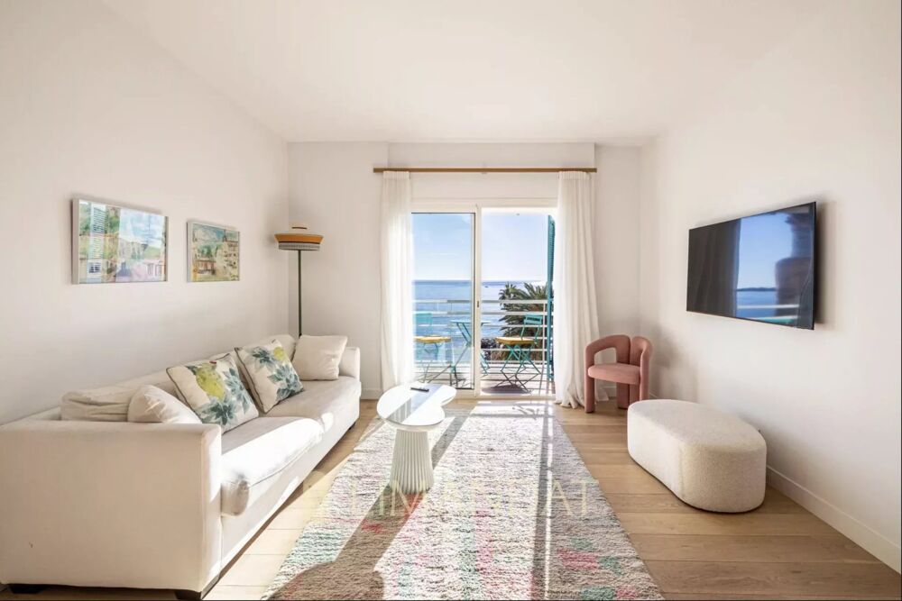 Vente Appartement CANNES - Charmant Appartement Trois Pièces avec Vue Mer Cannes