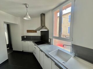  Appartement � louer 3 pi�ces 81 m�
