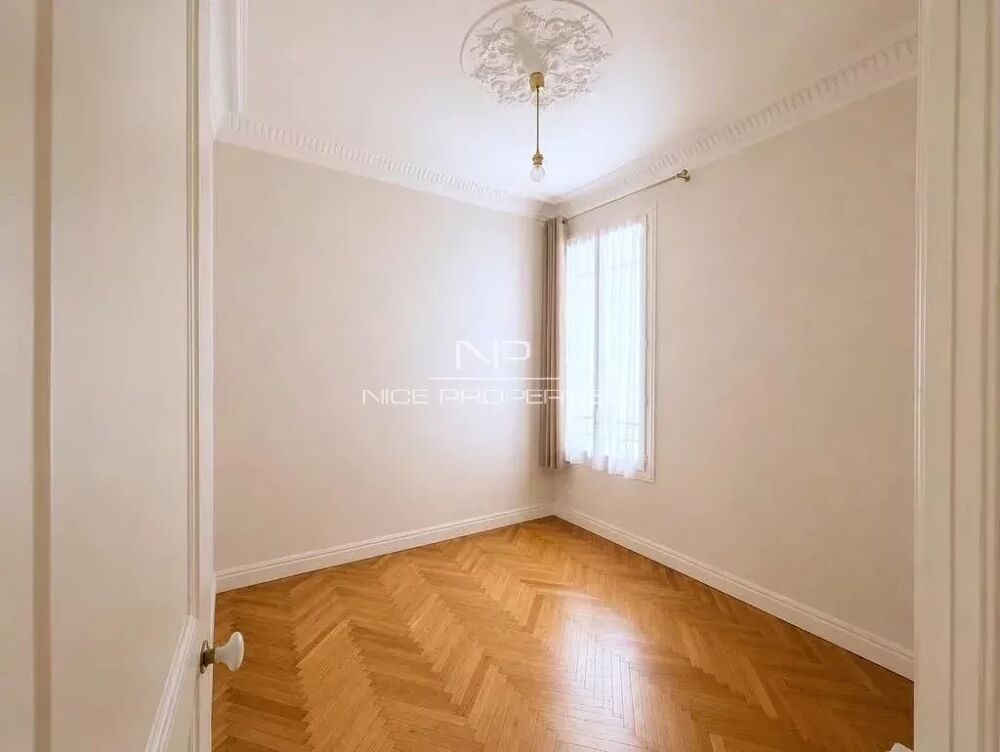 Vente Appartement Nice Musiciens proche du tramway, 2 pièces de 46 m2 sur balcon S Nice