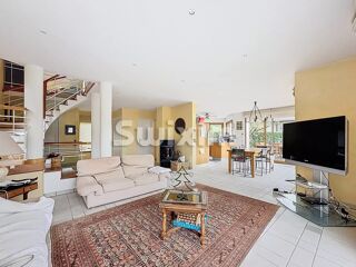  Maison � vendre 7 pi�ces 247 m�