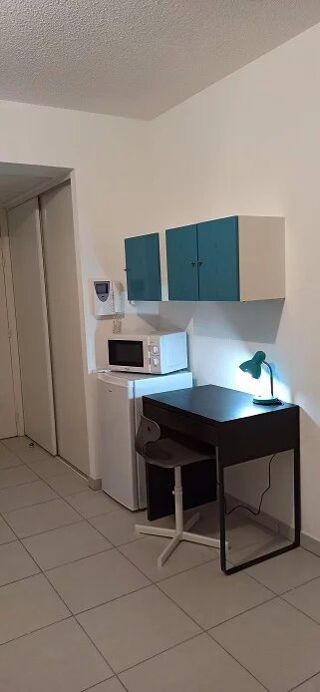  Appartement à louer 1 pièce 21 m²