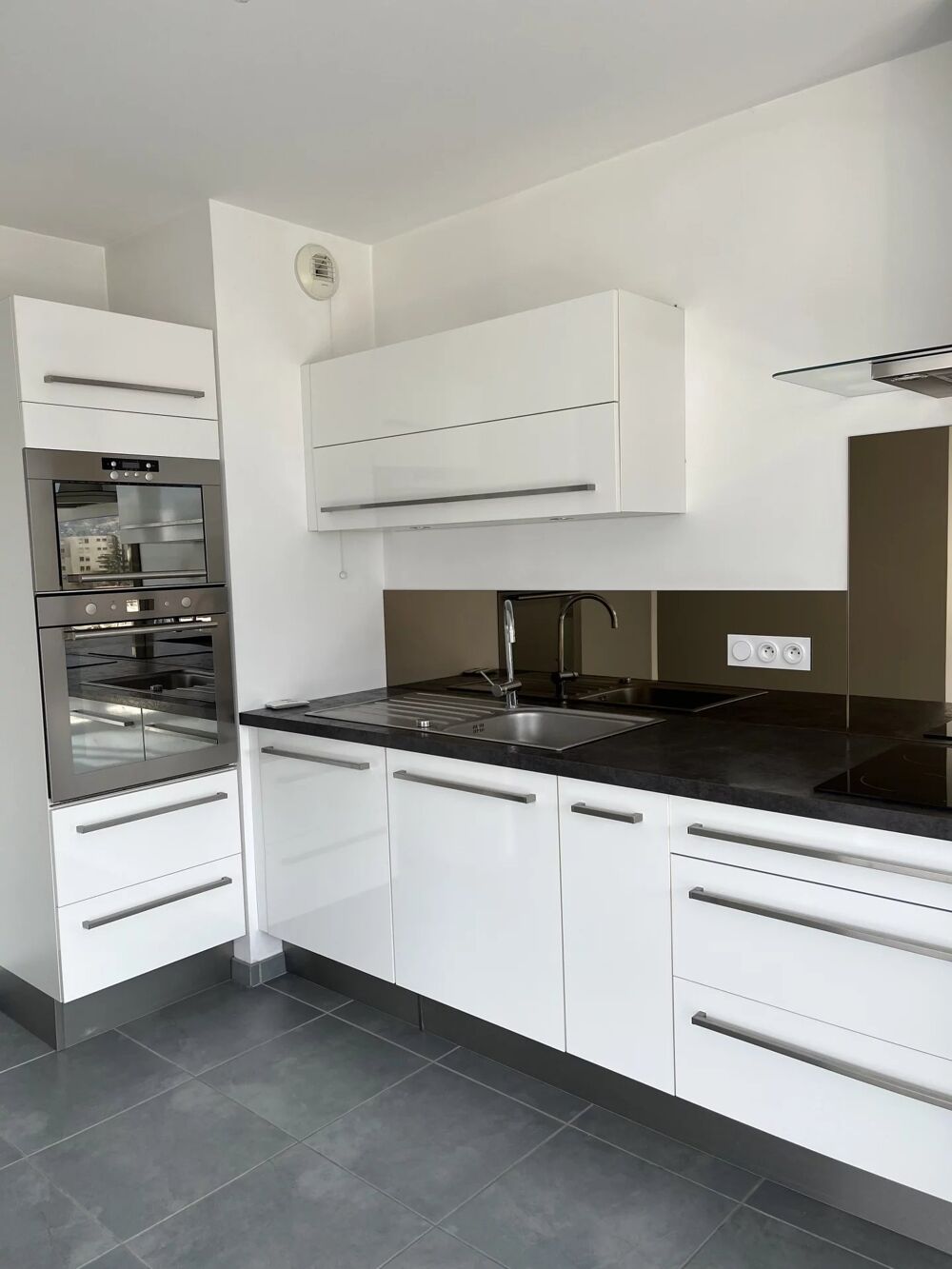 Location Appartement Grenoble - 3P avec terrasse et garage - Rue Alfred de Vigny Grenoble