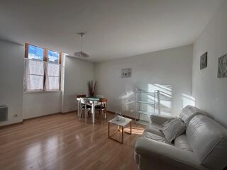  Appartement à louer 2 pièces 34 m²