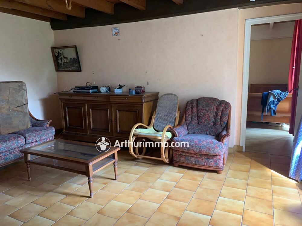 Vente Maison Maison de village 4 chambres à Loiré-sur-Nie Loiré-sur-nie