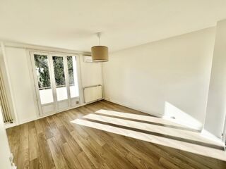  Appartement à louer 3 pièces 61 m²